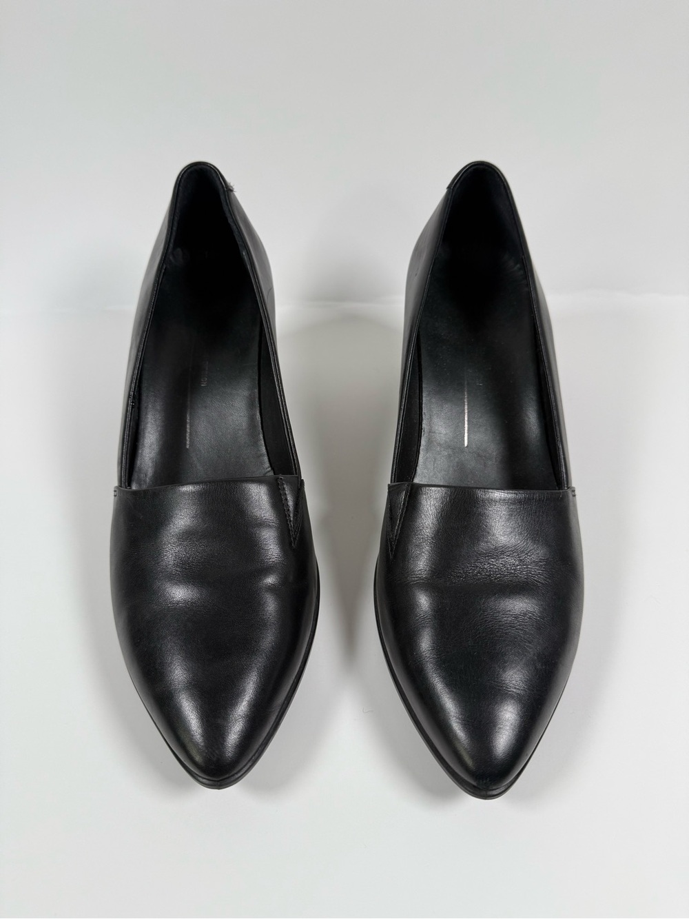 ECCO women's leather black heels/pump shoes size 39